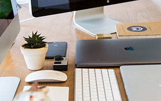 匈牙利主帅怒斥有关阿尔内·斯洛特的不实报道，此前曾告诫利物浦主帅勿插手干预